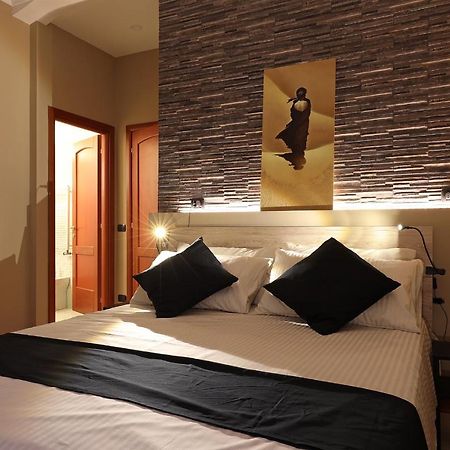 Olafo'S House Hotel Рим Екстериор снимка