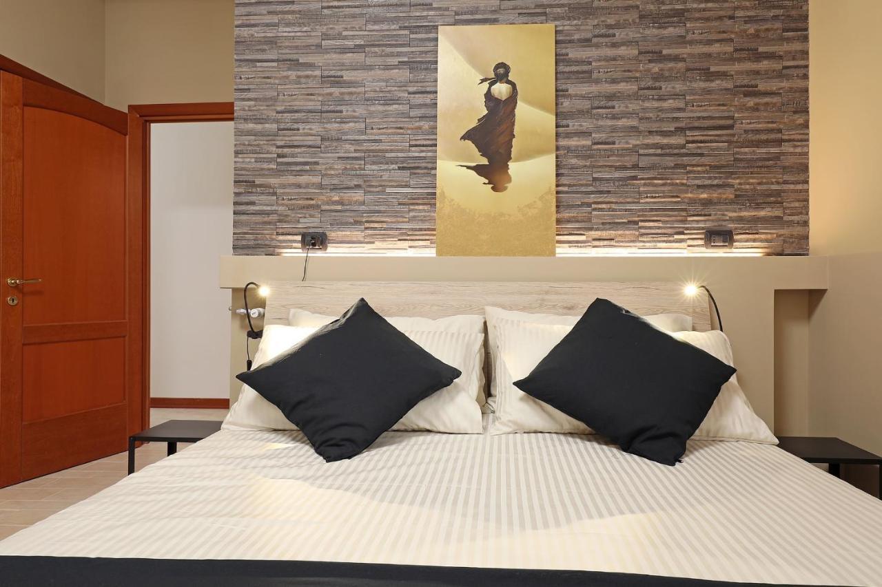 Olafo'S House Hotel Рим Екстериор снимка