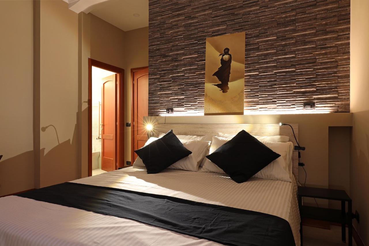 Olafo'S House Hotel Рим Екстериор снимка
