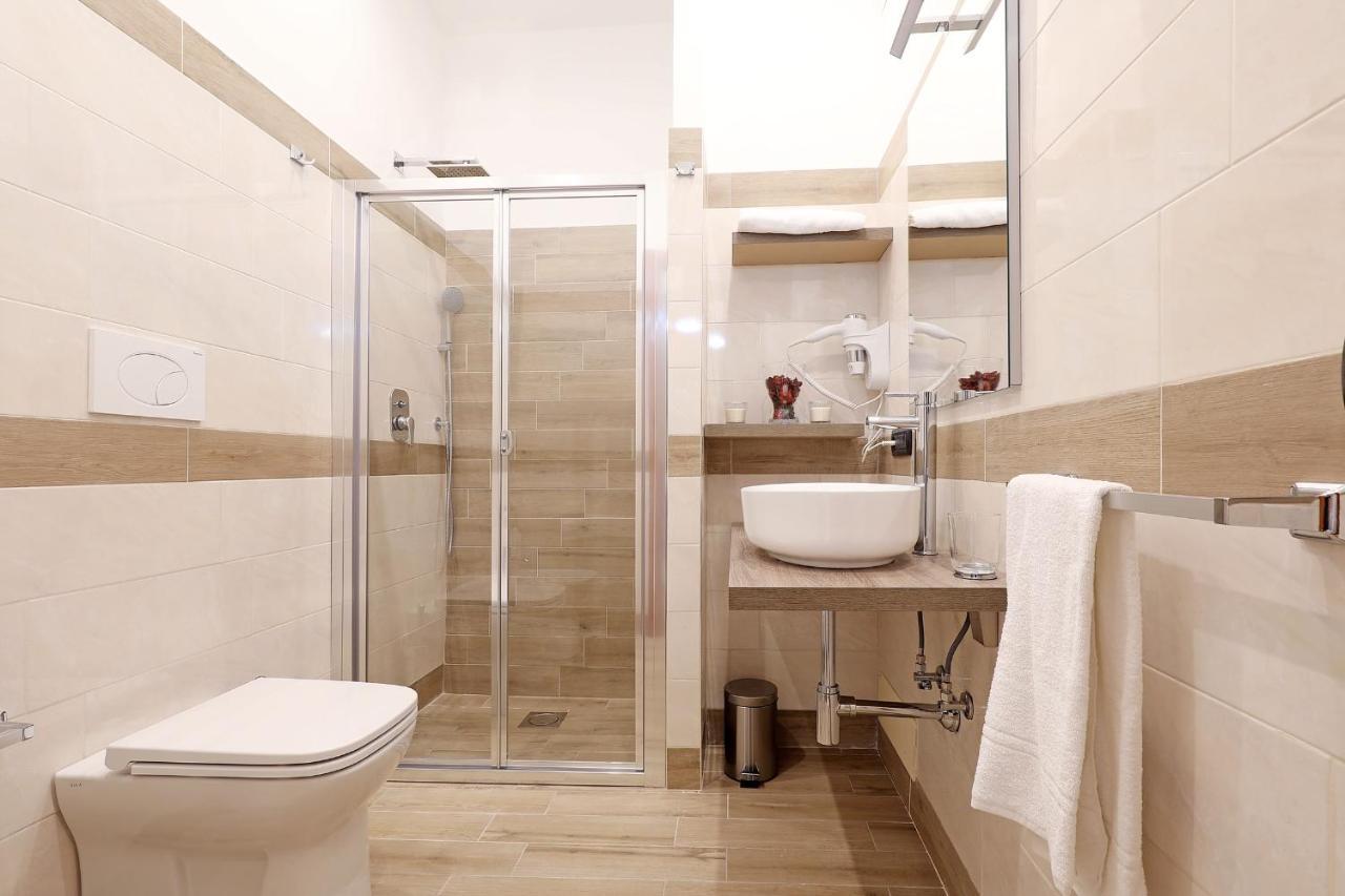 Olafo'S House Hotel Рим Екстериор снимка