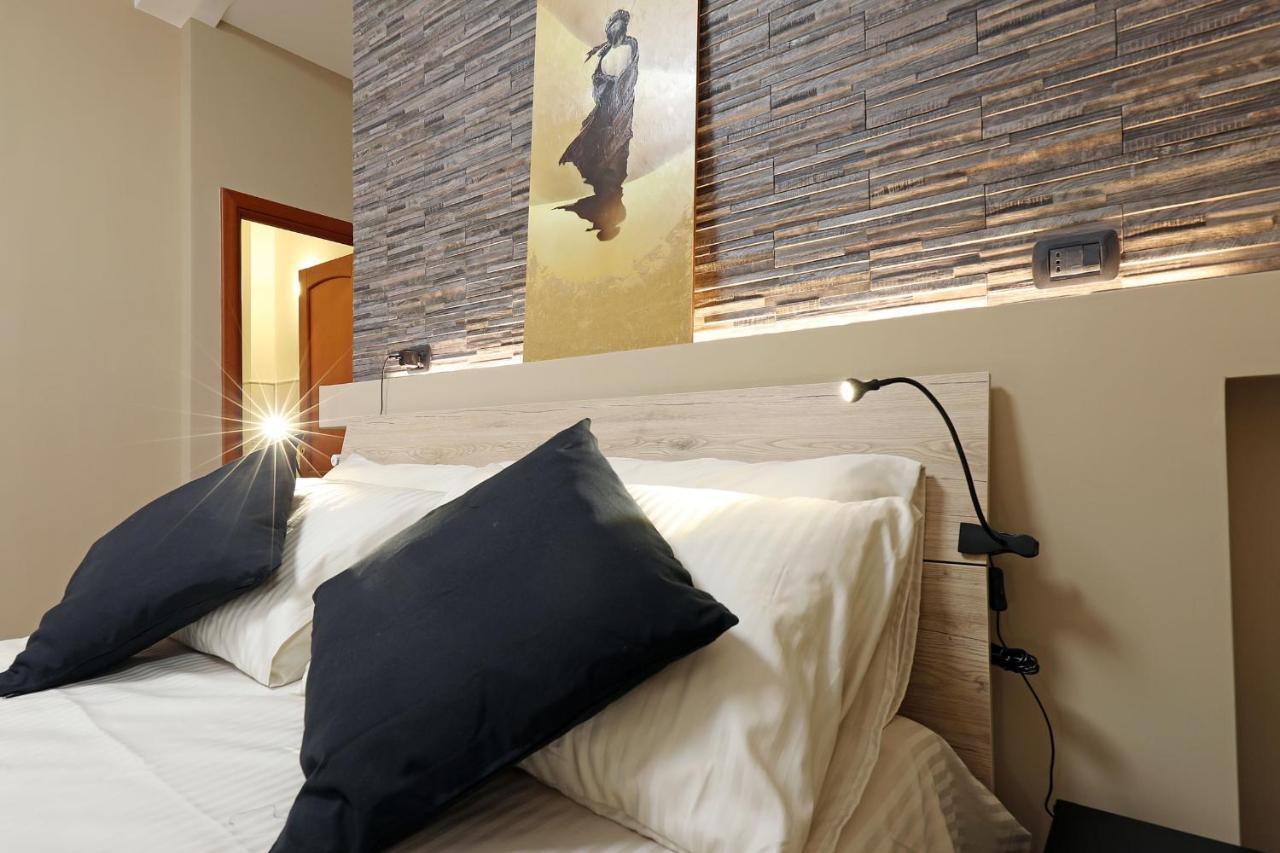 Olafo'S House Hotel Рим Екстериор снимка