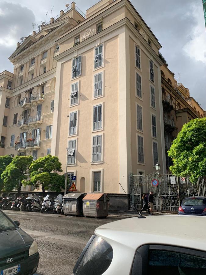 Olafo'S House Hotel Рим Екстериор снимка